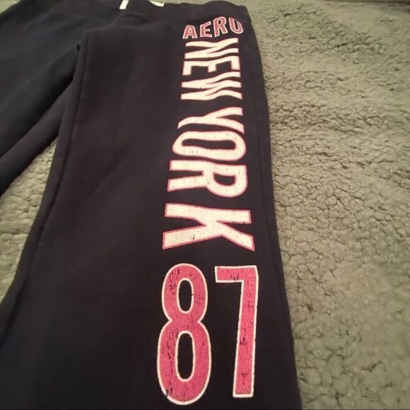 Aeropostale Navy Joggers Straight Leg Size Small Woman’s - Picture 3 of 11